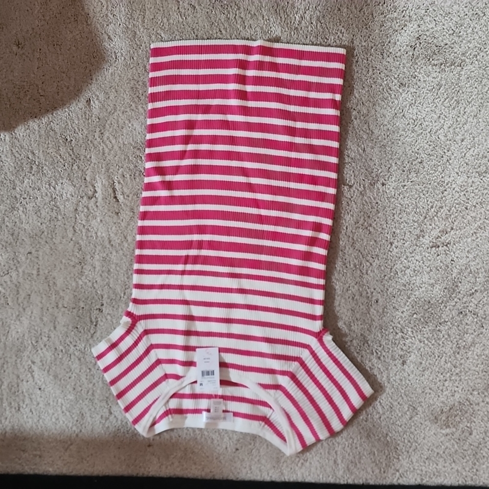 Motherhood Maternity Size M pink striped top